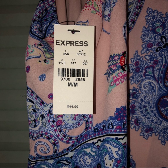 NWT Express dressy pink spaghetti strap tank top. - Picture 7 of 7